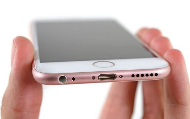 iFixit拆解专家：iPhone撤销耳机插孔会危害耐用度